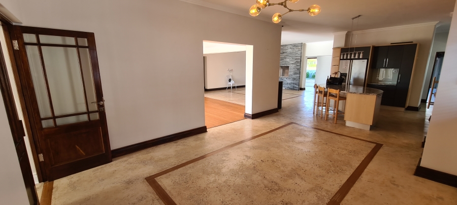 4 Bedroom Property for Sale in Croydon Vineyard Estate Western Cape